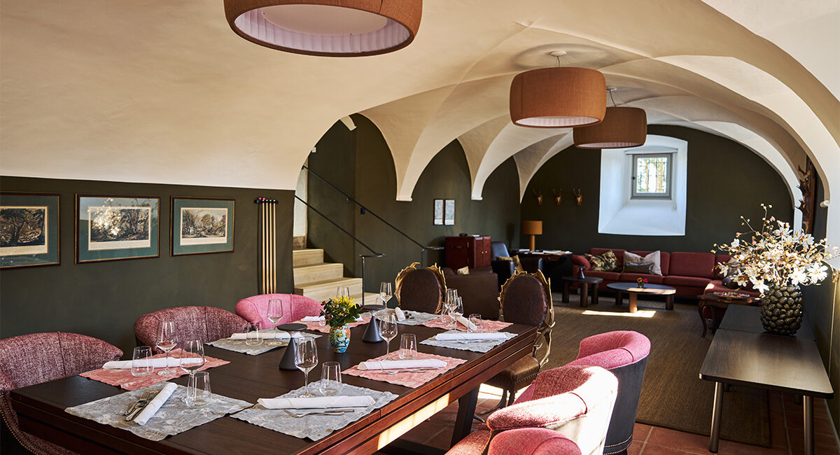 Mittagessen im Billardraum