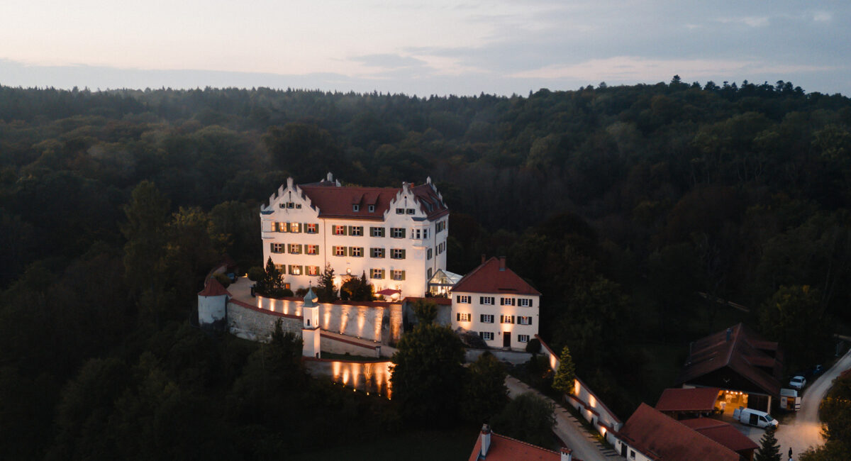Schloss Duttenstein bei Nacht