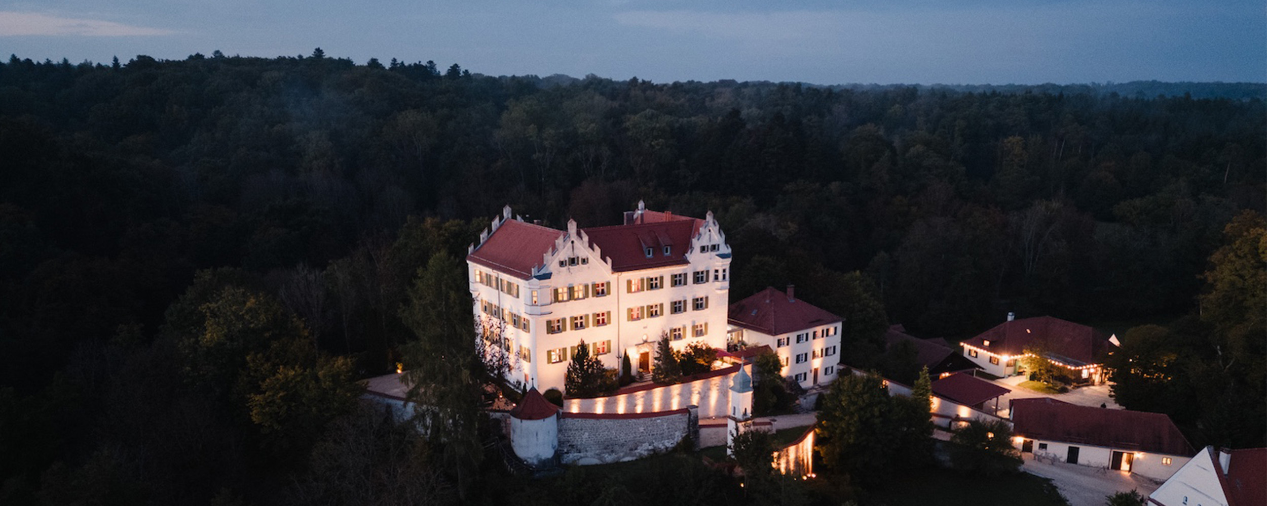 Schloss Duttenstein bei Nacht