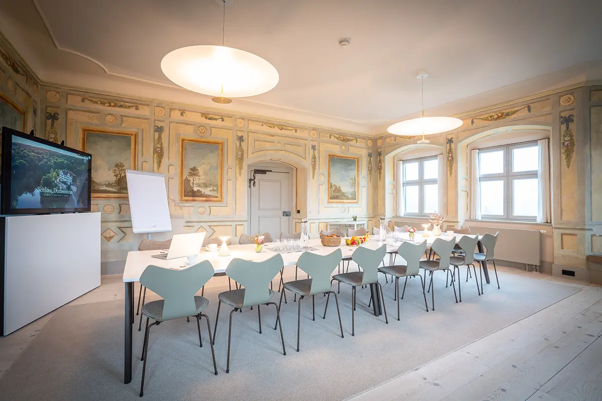 Fürstenzimmer mit Besprechungstisch