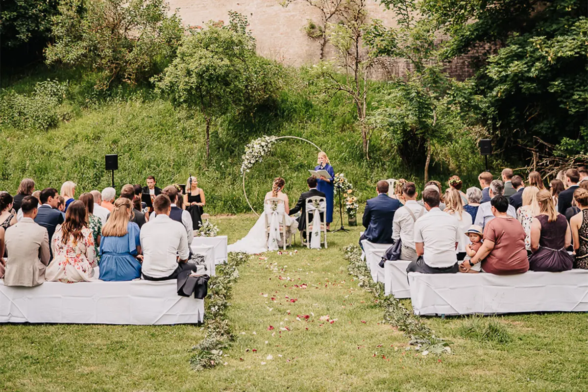 Trauung auf der Schlosswiese
