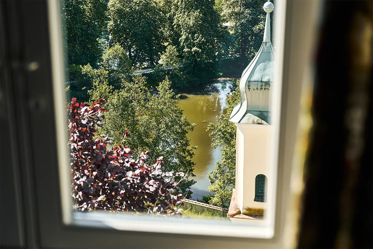 Aussicht aus einem Schlosszimmer